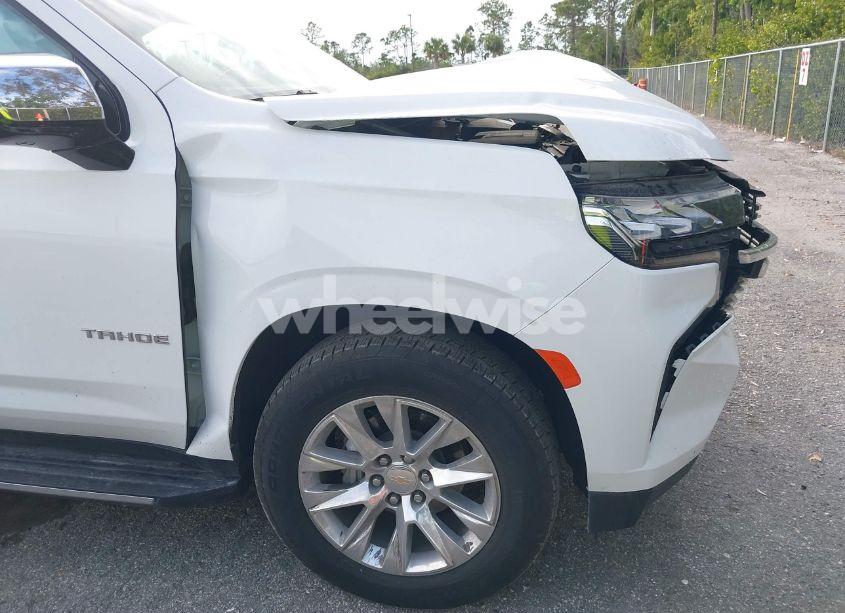 Photo 21 of 2024 Chevrolet Tahoe 2WD PREMIER (VIN 1GNSCSKD6RR186395)