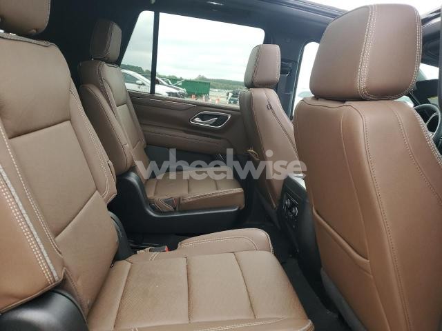 Photo 2 of 2024 CHEVROLET TAHOE C1500 HIGH COUNTRY (VIN 1GNSCTKLXRR174974)