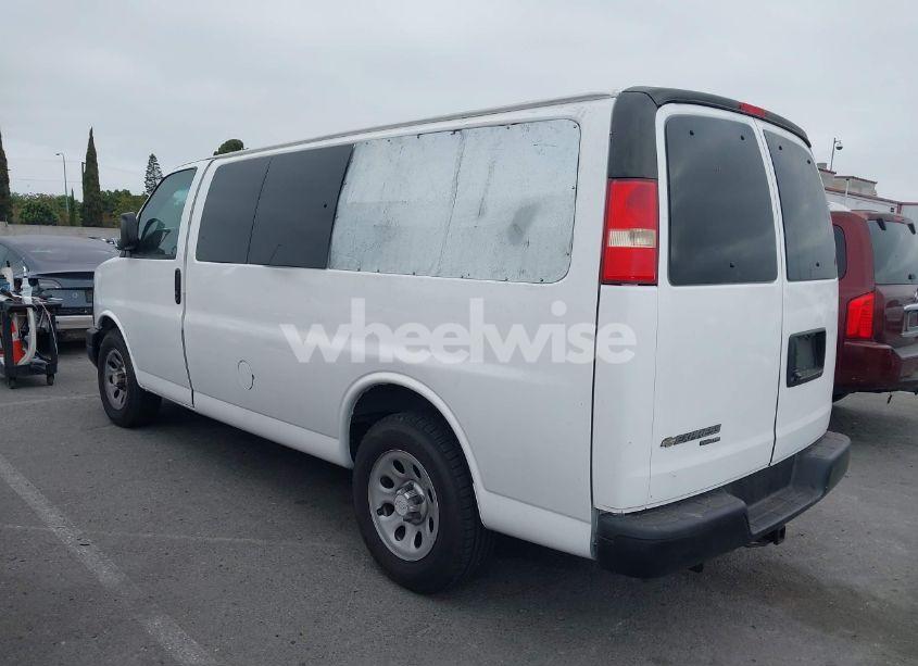 Photo 3 of 2014 Chevrolet Express 1500 LS (VIN 1GNSGBF43E1184305)