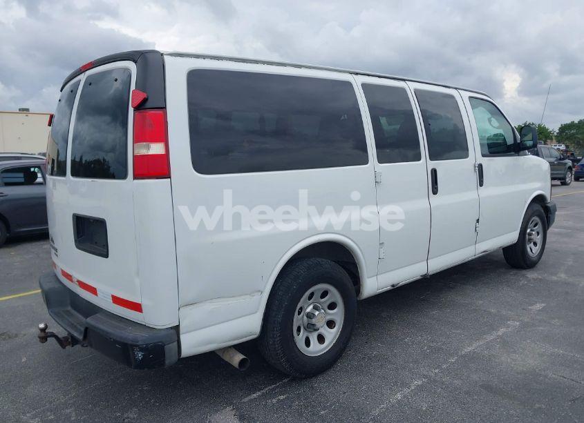 Photo 4 of 2014 Chevrolet Express 1500 LS (VIN 1GNSGBF44E1144623)