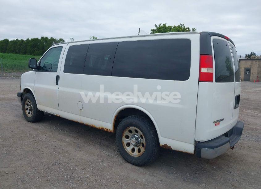 Photo 3 of 2014 Chevrolet Express 1500 LT (VIN 1GNSHCF45E1120480)