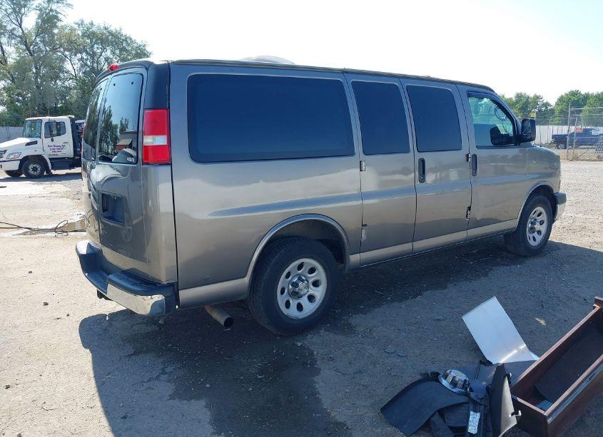 Photo 4 of 2013 Chevrolet Express 1500 LT (VIN 1GNSHCF49D1104216)