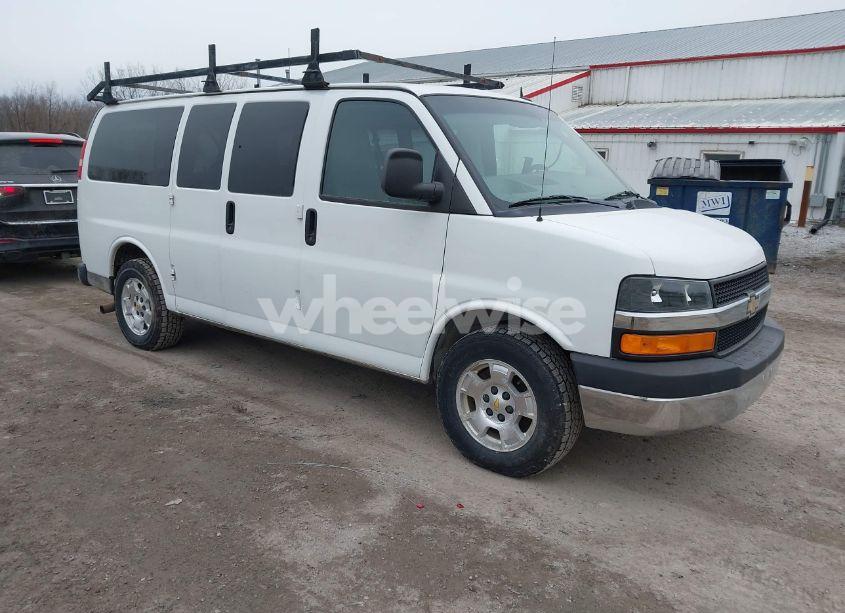2013 Chevrolet Express 1500 LT (VIN 1GNSHCF49D1163878) main photo