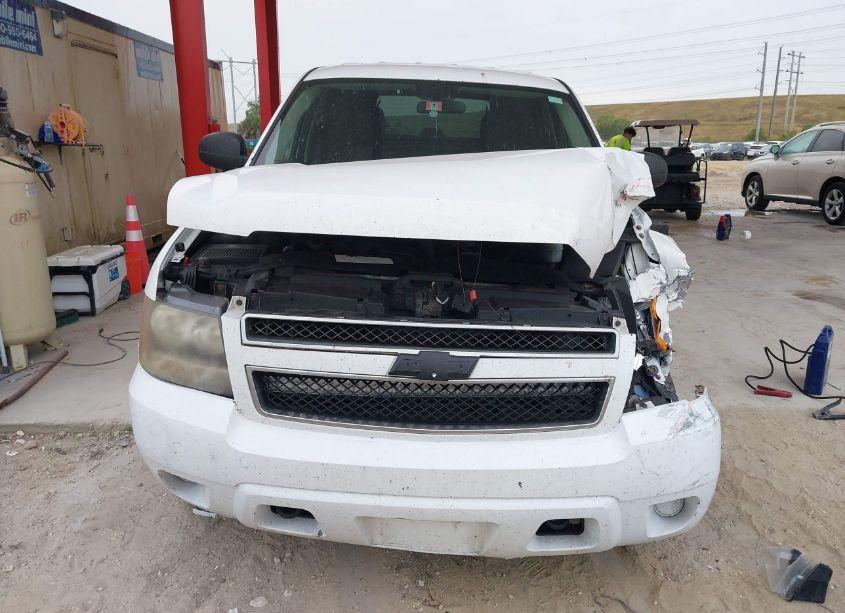Photo 12 of 2011 Chevrolet Tahoe COMMERCIAL FLEET (VIN 1GNSK2E00BR287790)