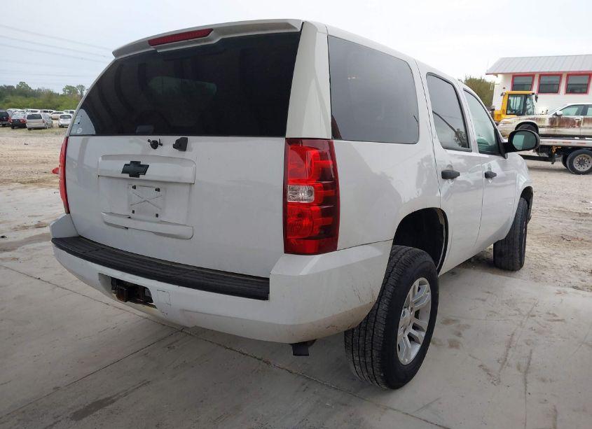 Photo 4 of 2011 Chevrolet Tahoe COMMERCIAL FLEET (VIN 1GNSK2E00BR287790)