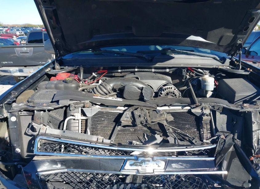 Photo 10 of 2011 Chevrolet Tahoe COMMERCIAL FLEET (VIN 1GNSK2E06BR258326)