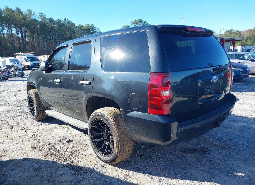 Photo 3 of 2011 Chevrolet Tahoe COMMERCIAL FLEET (VIN 1GNSK2E06BR258326)