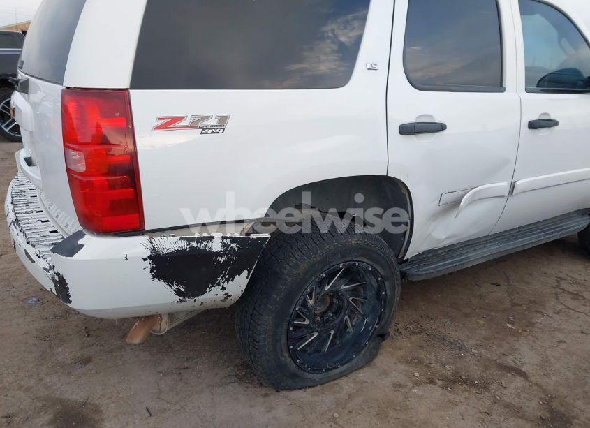 Photo 6 of 2012 Chevrolet Tahoe COMMERCIAL FLEET (VIN 1GNSK2E09CR291290)