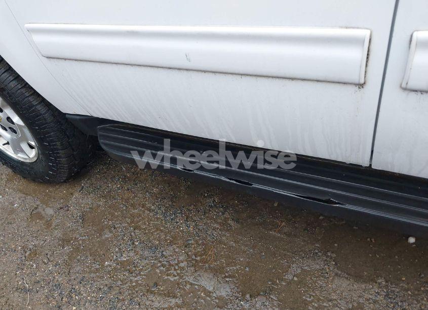 Photo 6 of 2012 Chevrolet Suburban 1500 COMMERCIAL FLEET (VIN 1GNSK5E77CR114350)