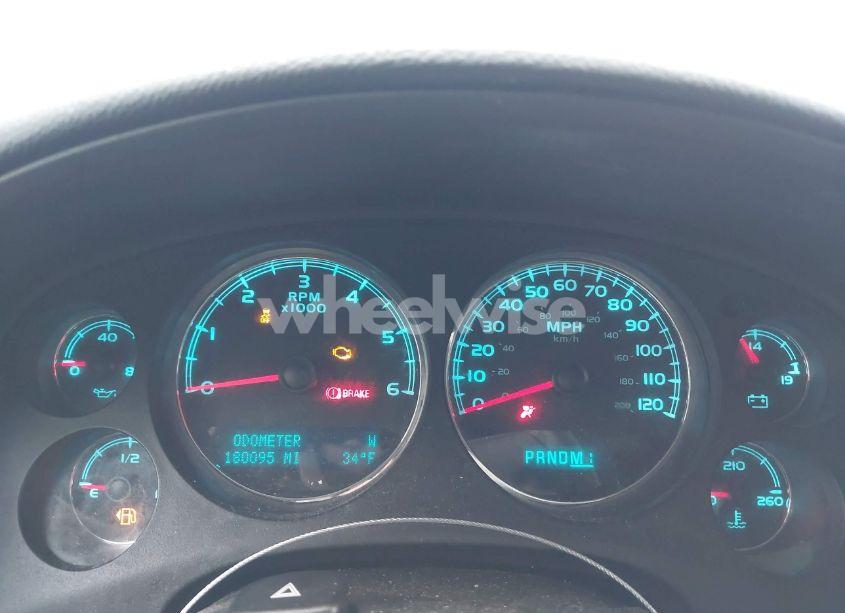 Photo 7 of 2012 Chevrolet Suburban 1500 COMMERCIAL FLEET (VIN 1GNSK5E77CR114350)