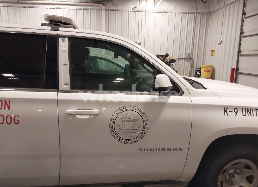 Photo 6 of 2015 Chevrolet Suburban 1500 COMMERCIAL FLEET (VIN 1GNSK5ECXFR166976)