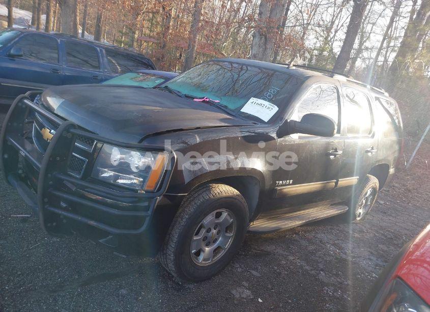 Photo 14 of 2014 Chevrolet Tahoe LS (VIN 1GNSKAE00ER162786)