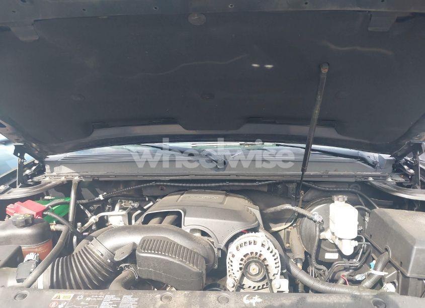 Photo 10 of 2011 Chevrolet Tahoe LS (VIN 1GNSKAE01BR294886)