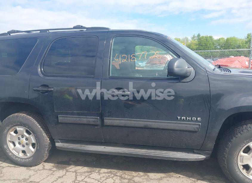 Photo 13 of 2011 Chevrolet Tahoe LS (VIN 1GNSKAE01BR294886)