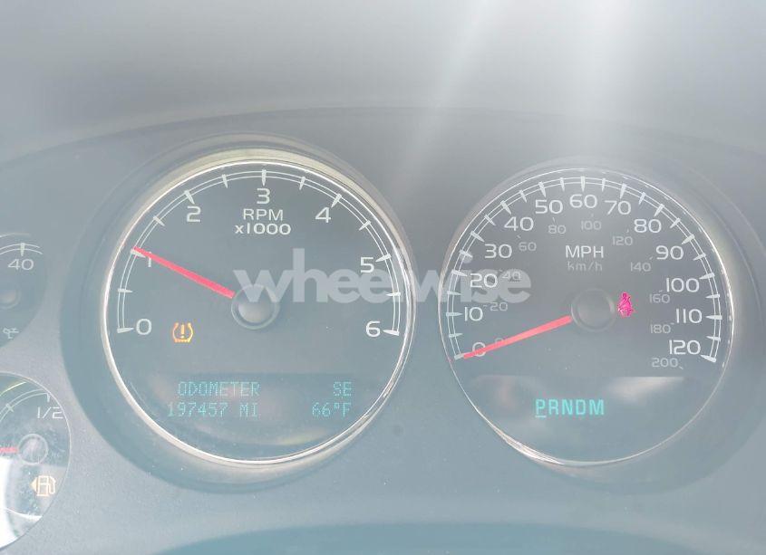 Photo 7 of 2011 Chevrolet Tahoe LS (VIN 1GNSKAE01BR294886)