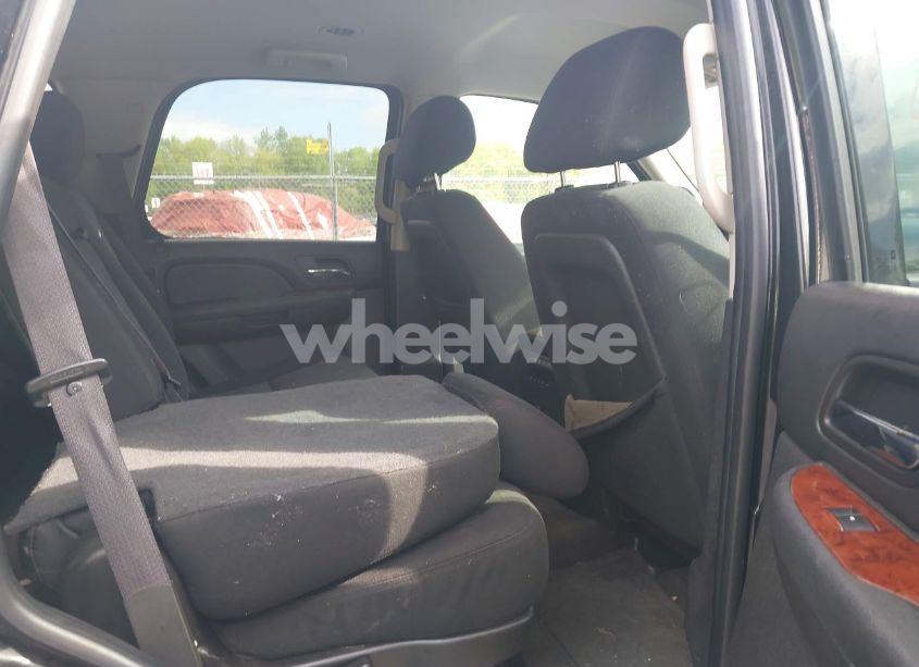 Photo 8 of 2011 Chevrolet Tahoe LS (VIN 1GNSKAE01BR294886)