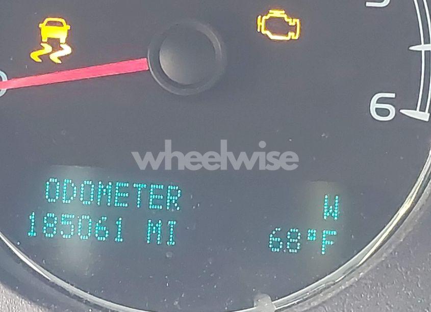 Photo 15 of 2014 Chevrolet Tahoe LS (VIN 1GNSKAE01ER160917)