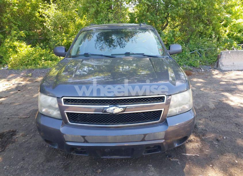 Photo 12 of 2011 Chevrolet Tahoe LS (VIN 1GNSKAE03BR105638)