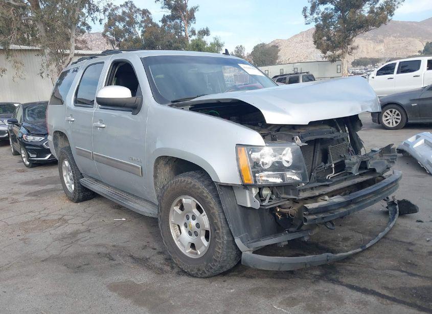 2012 Chevrolet Tahoe LS (VIN 1GNSKAE05CR301467) main photo