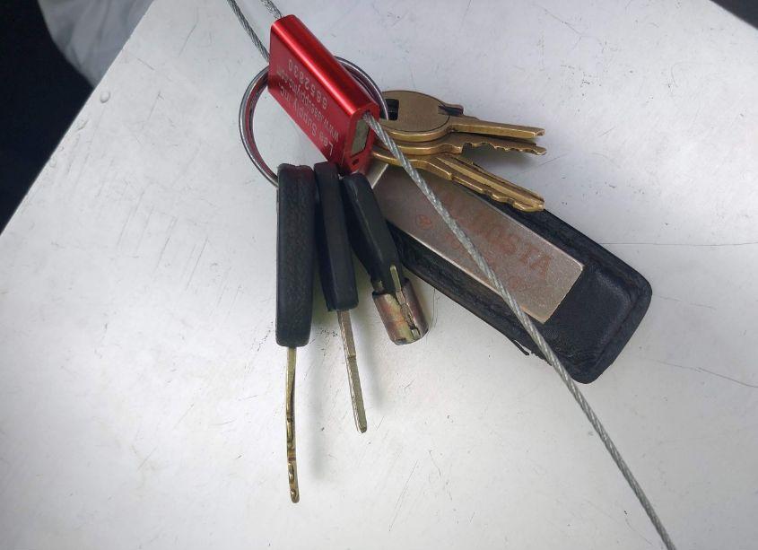 Photo 10 of 2012 Chevrolet Tahoe LS (VIN 1GNSKAE05CR301467)