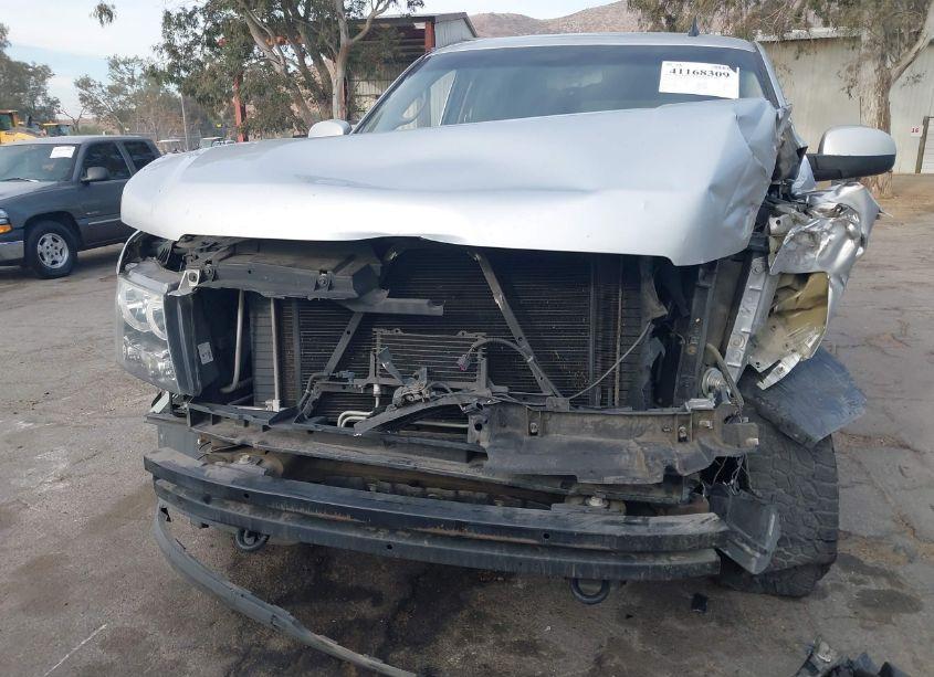 Photo 17 of 2012 Chevrolet Tahoe LS (VIN 1GNSKAE05CR301467)