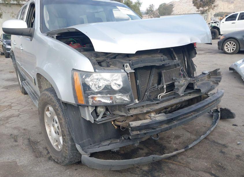 Photo 18 of 2012 Chevrolet Tahoe LS (VIN 1GNSKAE05CR301467)