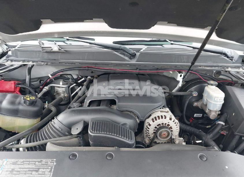 Photo 10 of 2011 Chevrolet Tahoe LS (VIN 1GNSKAE06BR149844)