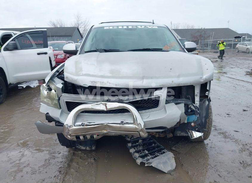 Photo 12 of 2011 Chevrolet Tahoe LS (VIN 1GNSKAE06BR149844)