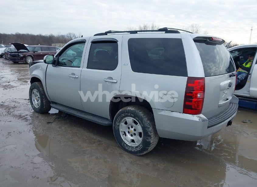 Photo 3 of 2011 Chevrolet Tahoe LS (VIN 1GNSKAE06BR149844)
