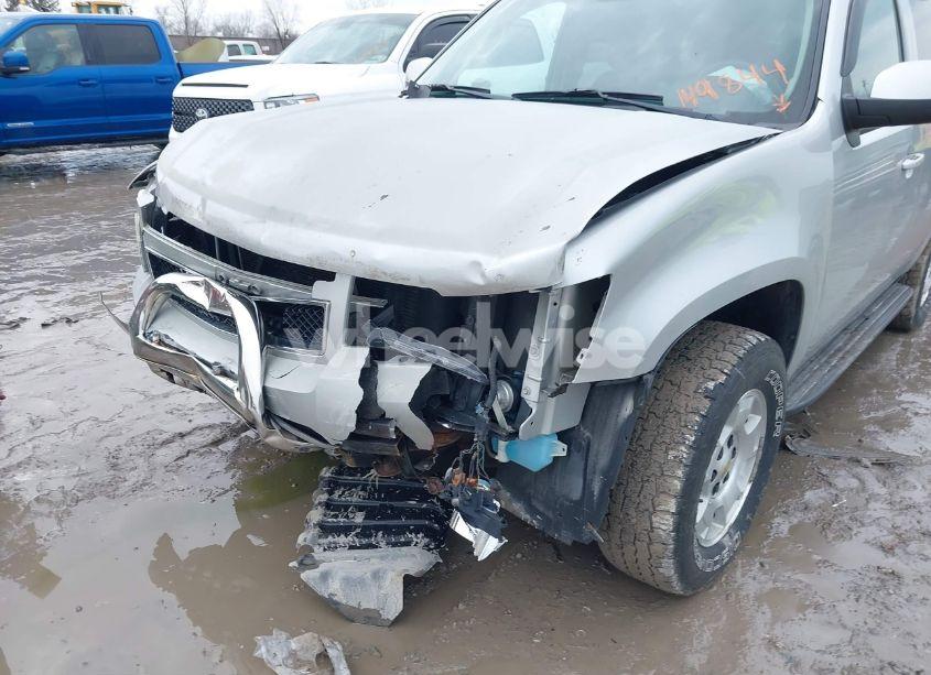 Photo 6 of 2011 Chevrolet Tahoe LS (VIN 1GNSKAE06BR149844)