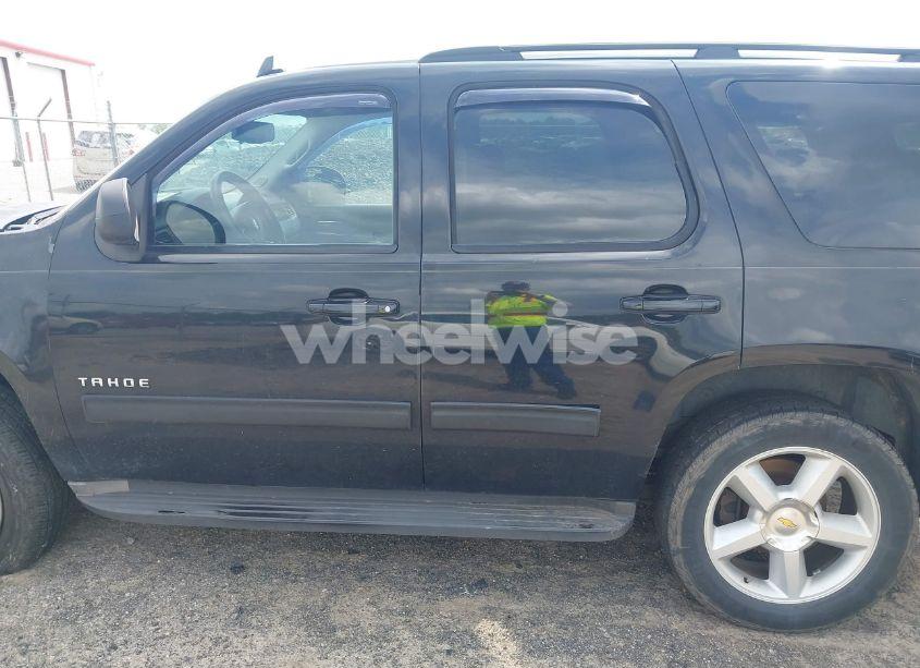 Photo 14 of 2011 Chevrolet Tahoe LS (VIN 1GNSKAE07BR100426)