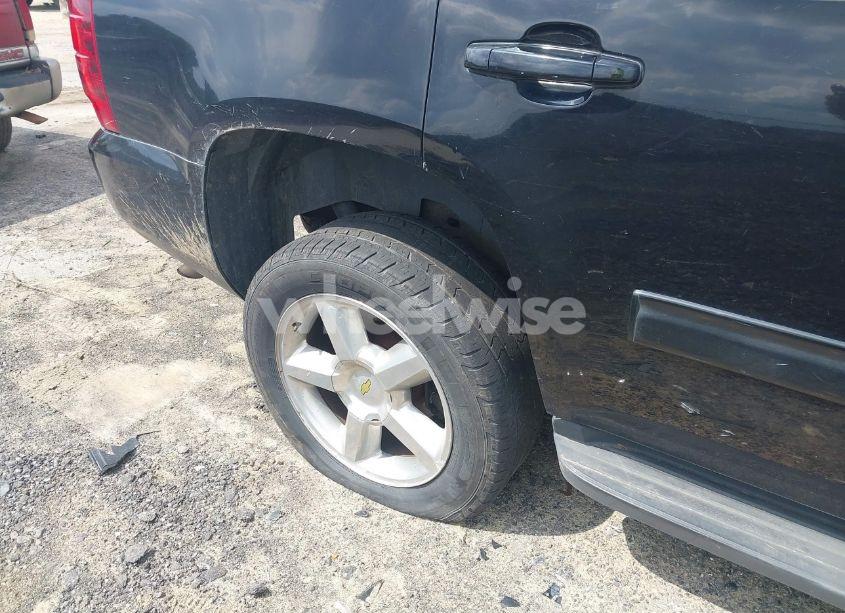 Photo 20 of 2011 Chevrolet Tahoe LS (VIN 1GNSKAE07BR100426)