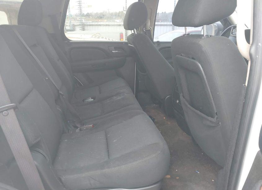 Photo 8 of 2011 Chevrolet Tahoe LS (VIN 1GNSKAE09BR102937)