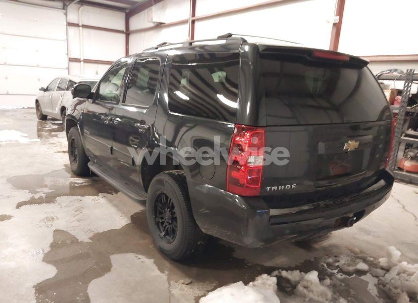 Photo 3 of 2011 Chevrolet Tahoe LS (VIN 1GNSKAE09BR338827)