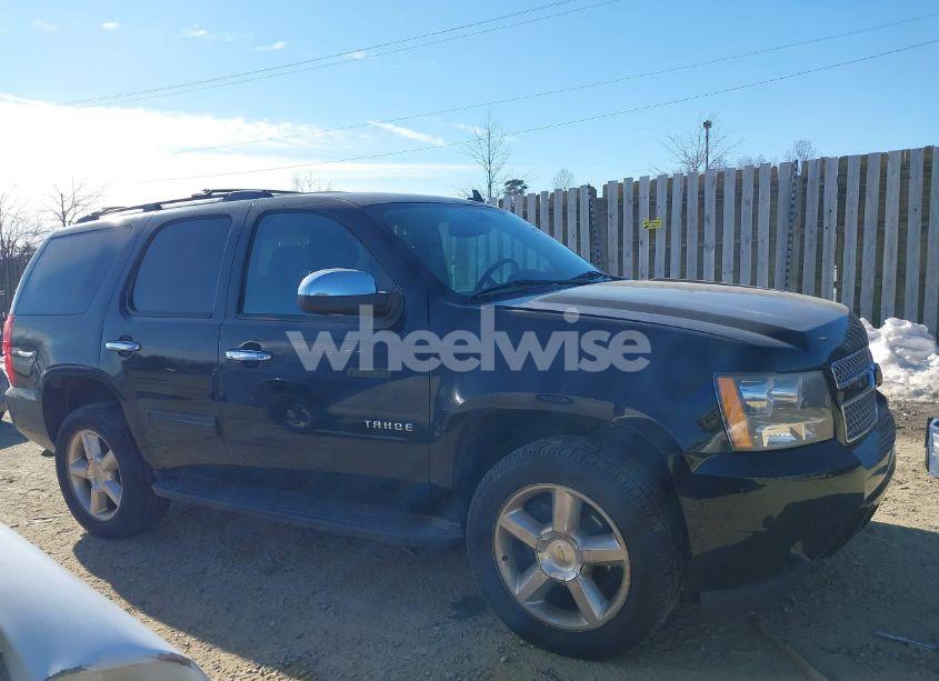 Photo 13 of 2012 Chevrolet Tahoe LS (VIN 1GNSKAE09CR257893)