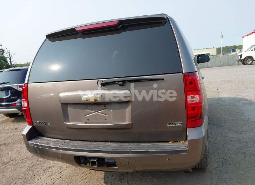 Photo 16 of 2011 Chevrolet Tahoe LS (VIN 1GNSKAE0XBR288603)