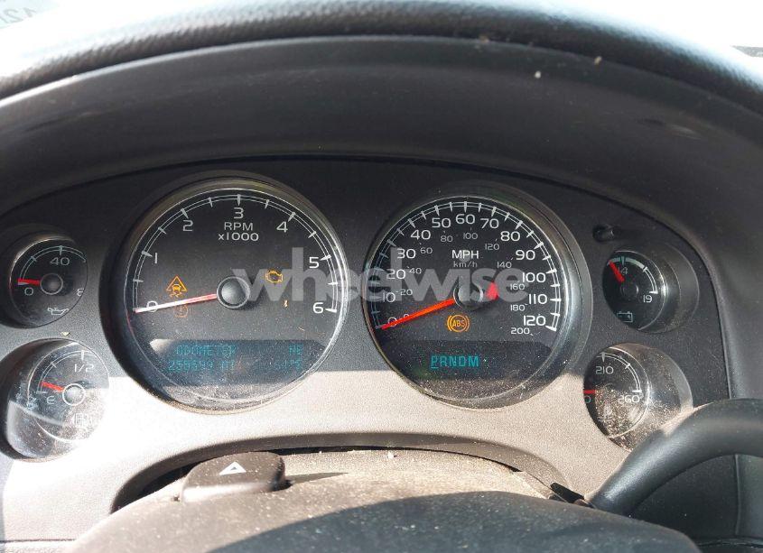 Photo 7 of 2011 Chevrolet Tahoe LS (VIN 1GNSKAE0XBR288603)