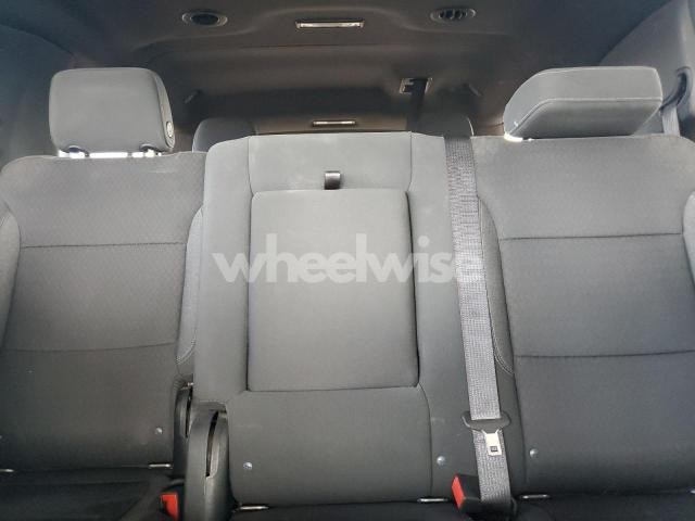 Photo 10 of 2022 CHEVROLET SUBURBAN K1500 N/A (VIN 1GNSKAED9NR177547)