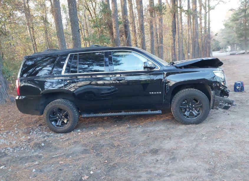 Photo 14 of 2018 Chevrolet Tahoe LS (VIN 1GNSKAKC0JR403674)