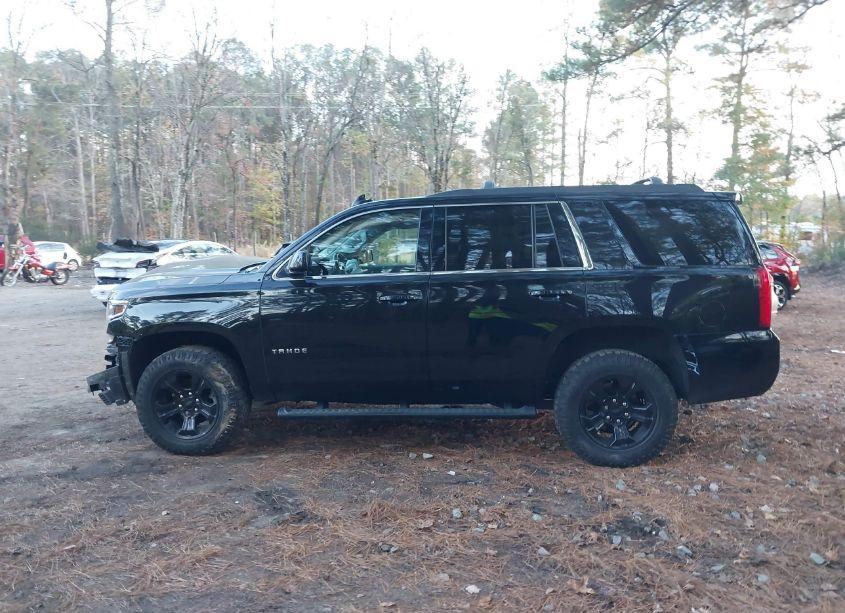 Photo 15 of 2018 Chevrolet Tahoe LS (VIN 1GNSKAKC0JR403674)