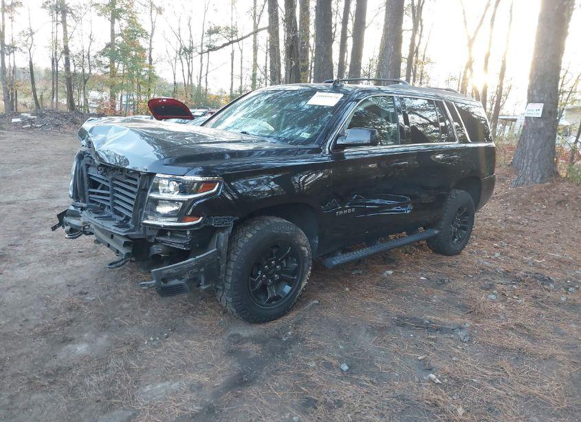 Photo 2 of 2018 Chevrolet Tahoe LS (VIN 1GNSKAKC0JR403674)