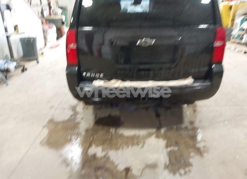 Photo 16 of 2015 Chevrolet Tahoe LS (VIN 1GNSKAKC2FR602295)