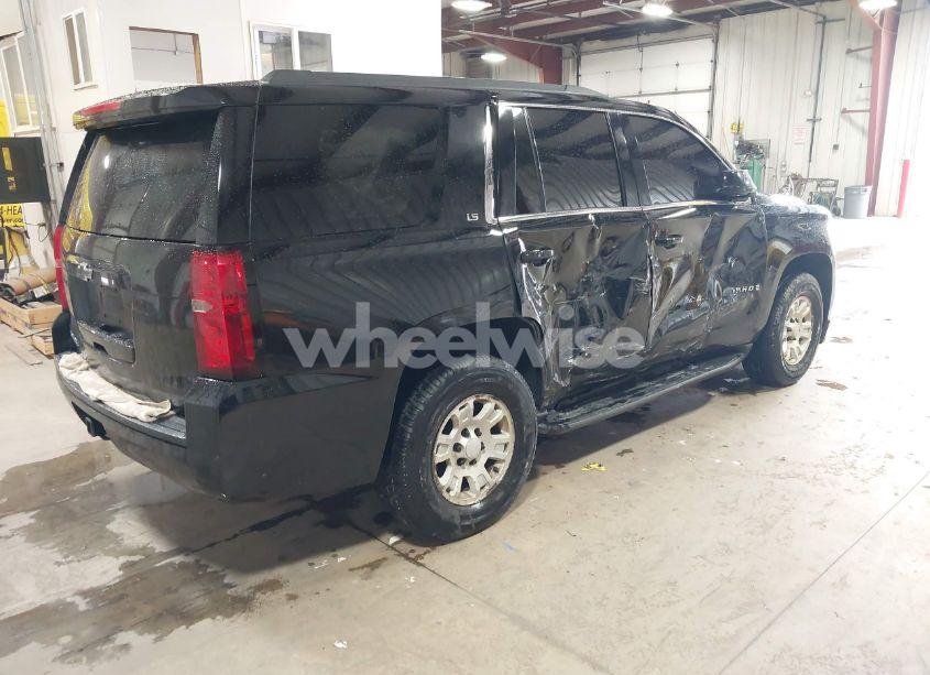Photo 4 of 2015 Chevrolet Tahoe LS (VIN 1GNSKAKC2FR602295)