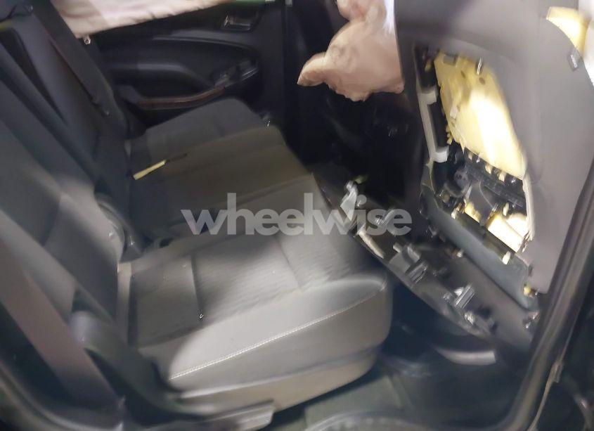 Photo 8 of 2015 Chevrolet Tahoe LS (VIN 1GNSKAKC2FR602295)