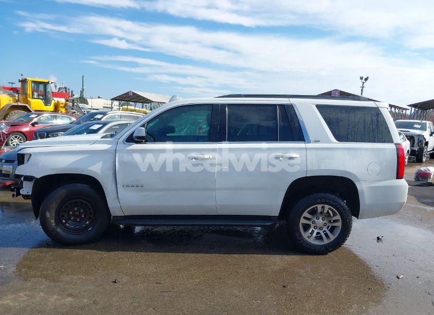 Photo 15 of 2016 Chevrolet Tahoe LS (VIN 1GNSKAKC2GR408884)