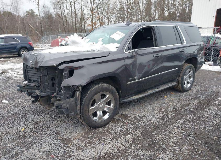 Photo 2 of 2018 Chevrolet Tahoe LS (VIN 1GNSKAKC2JR355479)