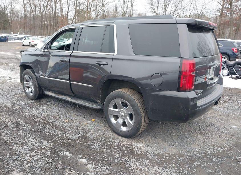 Photo 3 of 2018 Chevrolet Tahoe LS (VIN 1GNSKAKC2JR355479)