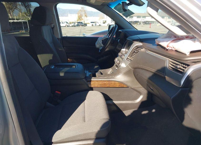 Photo 5 of 2019 Chevrolet Tahoe LS (VIN 1GNSKAKC4KR351127)