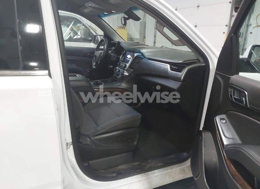 Photo 5 of 2018 Chevrolet Tahoe LS (VIN 1GNSKAKC5JR379467)