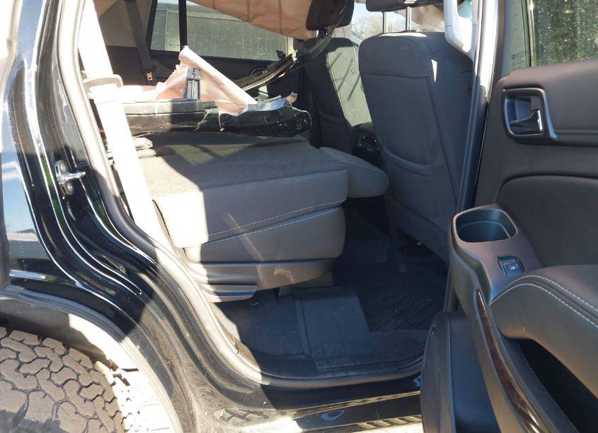 Photo 8 of 2019 Chevrolet Tahoe LS (VIN 1GNSKAKC6KR218076)